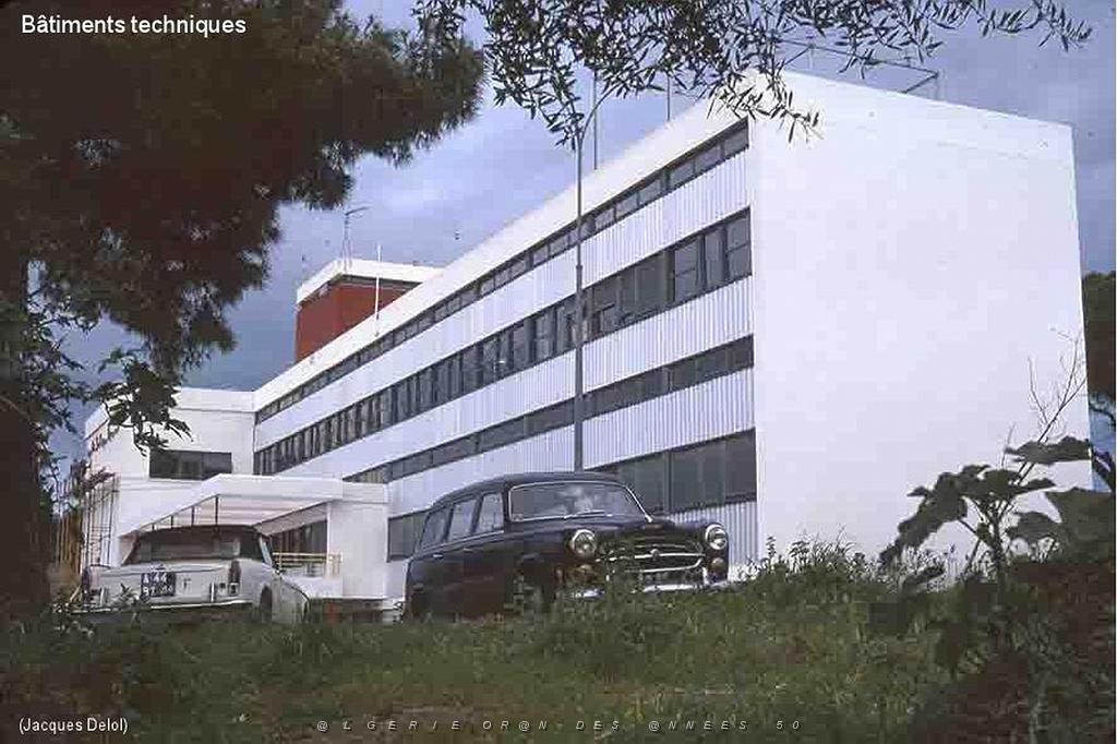 118- AERODROMES ET BASES 1945-1962-2-ALGER MAISON BLANCHE (15).jpg